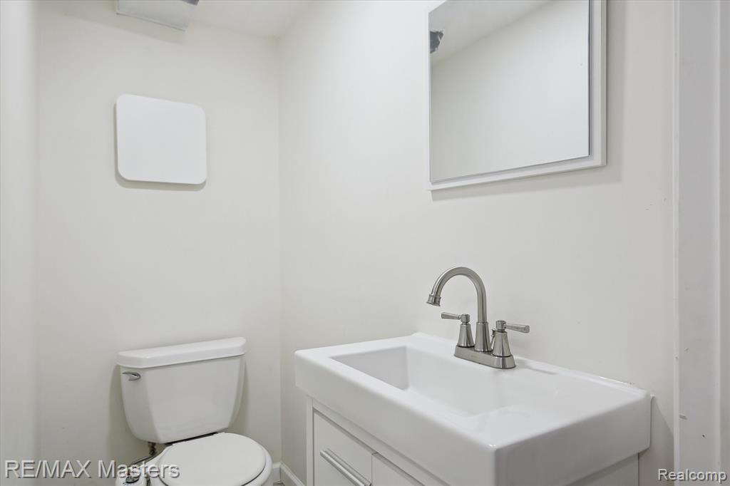 6835 Gilman Street, Garden City, MI — Photo 39