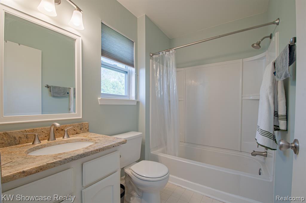 1420 POND VIEW, Wixom, MI 48393 — Photo 14