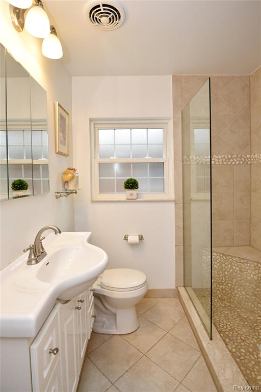 800 Maplegrove Avenue, Royal Oak, MI 48067 — Photo 17