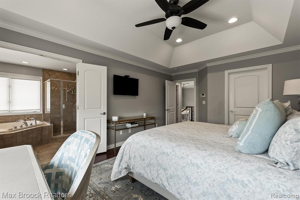 1045 Bennaville Avenue, Birmingham, MI 48009 — Photo 19
