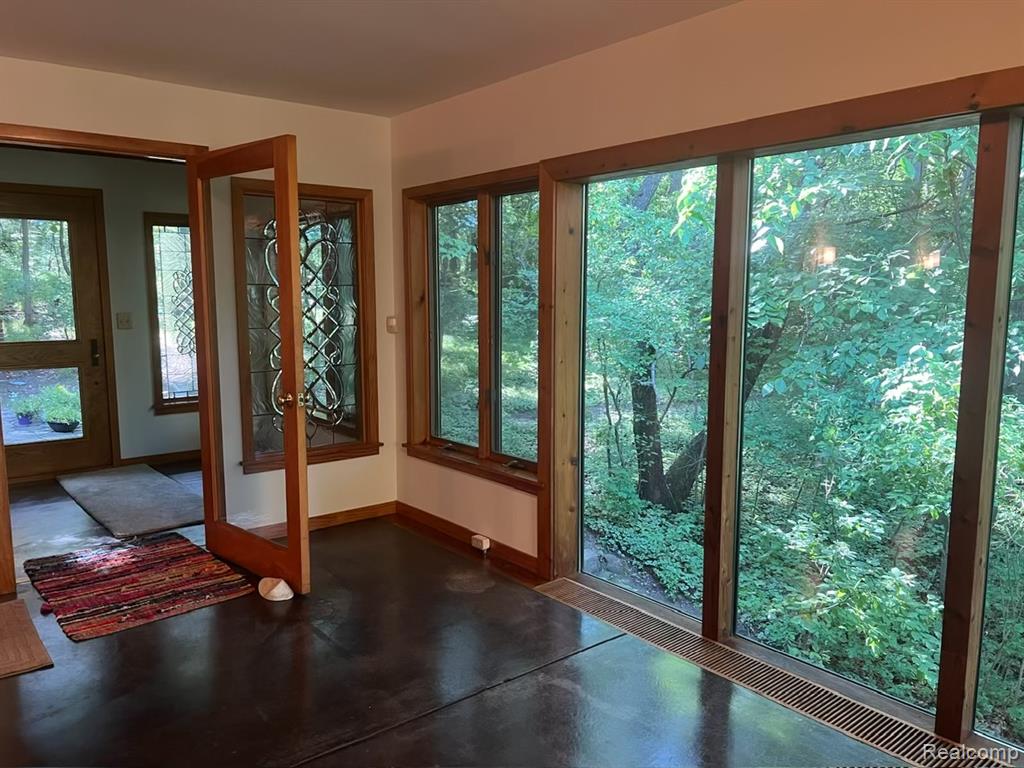 5891 DELANO Road, Oxford, MI 48371 — Photo 10