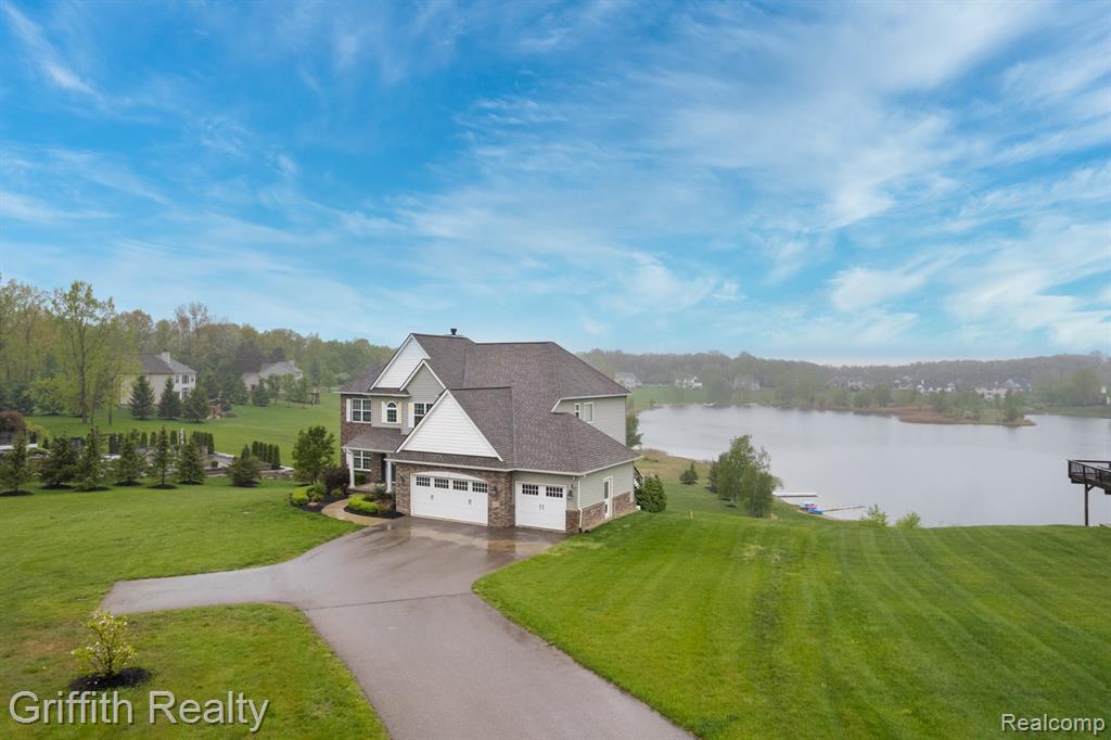 9869 Dartmouth Road Road, Clarkston, MI 48348 — Photo 8
