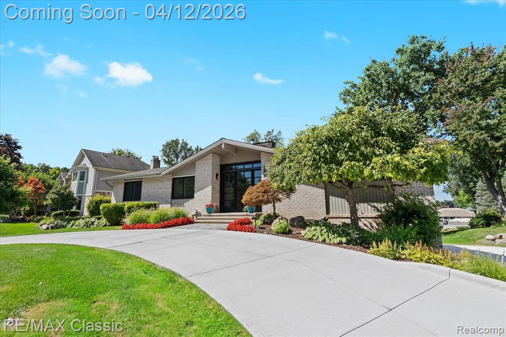 4751 Winewood Lane, Commerce Twp, MI 48382 — Photo 6