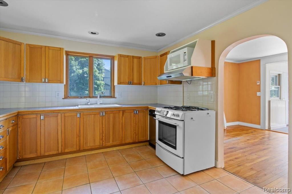 46056 SUNSET Street, Northville, MI 48167 — Photo 12