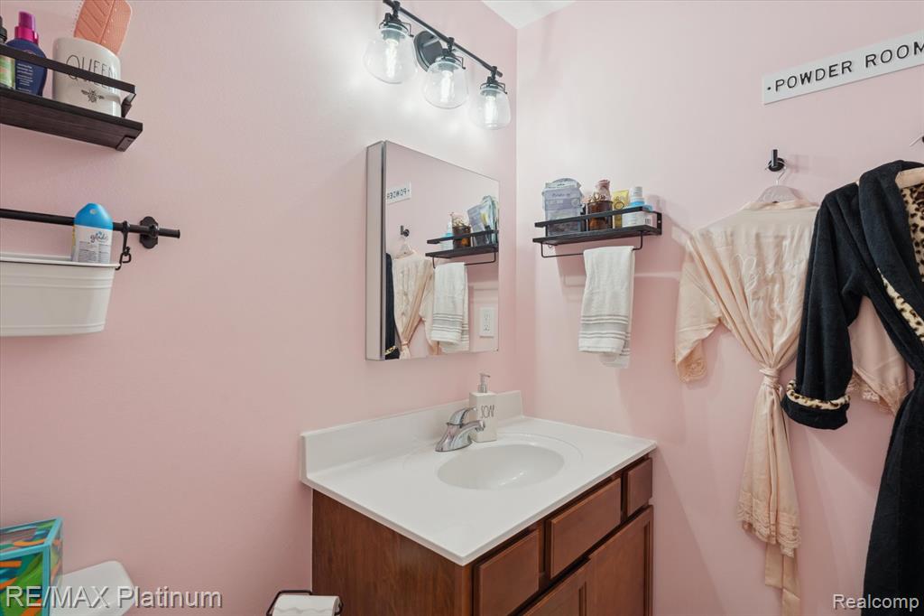 16519 Bedington Drive, Linden, MI 48451 — Photo 25