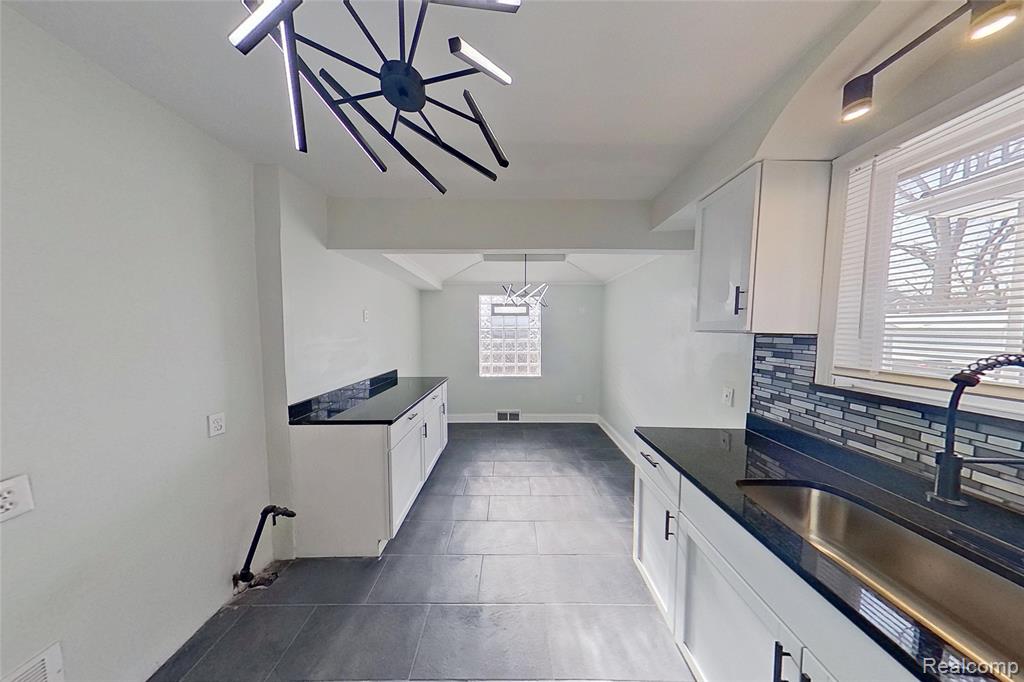 8401 W 7 Mile Road, Detroit, MI 48221 — Photo 13