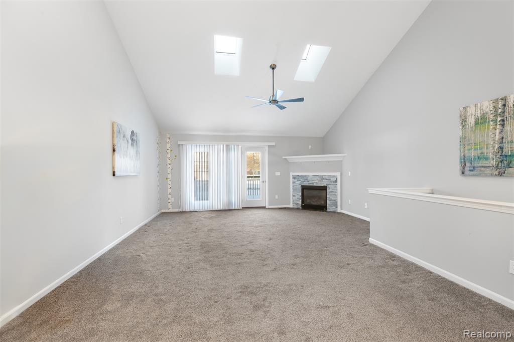 13407 Shire Lane, 27, Southgate, MI 48195 — Photo 4