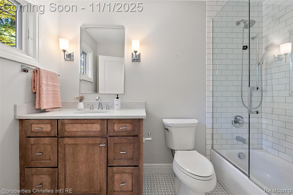 680 Shepardbush Street, Birmingham, MI 48009 — Photo 37