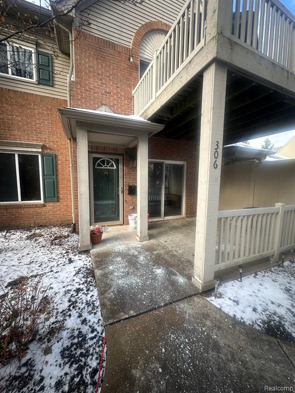 306 MARIGOLD Circle, Westland, MI — front exterior