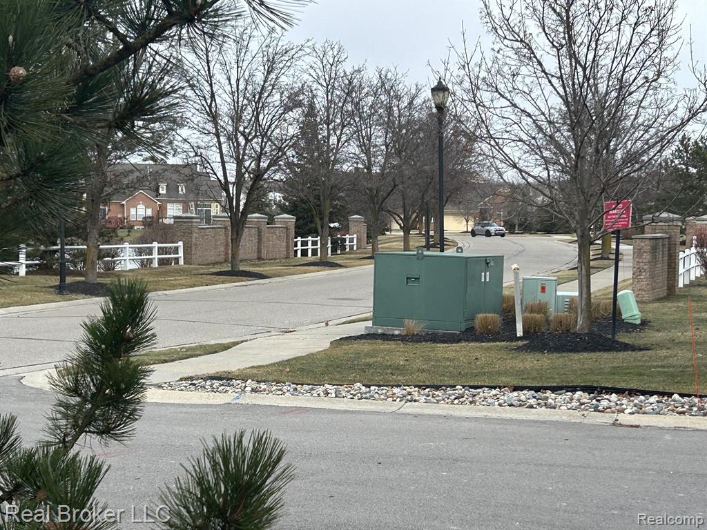 4349 SOUTHBRIDGE Drive, Canton, MI 48188 — Photo 26