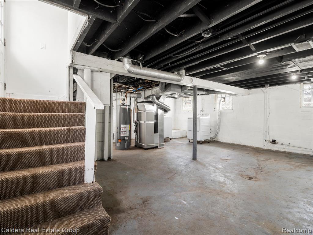 520 E Jarvis Avenue, Hazel Park, MI 48030 — Photo 21