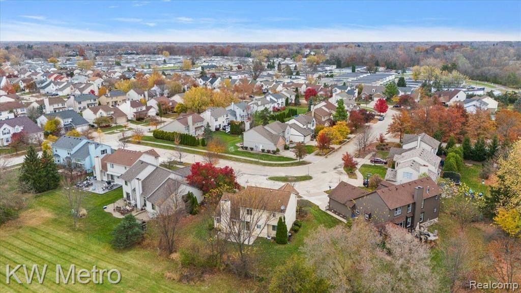 3767 PARKLAWN Drive, Canton, MI 48188 — Photo 11