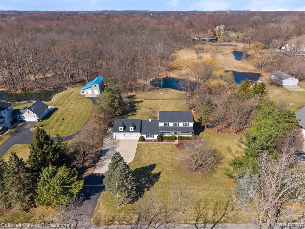 6253 7 MILE Road, South Lyon, MI 48178 — Photo 62