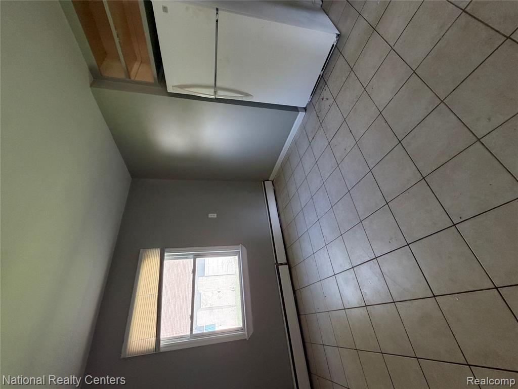 26307 Woodmont Street, Roseville, MI 48066 — Photo 4