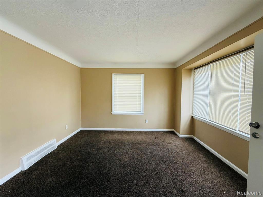 8653 BRAILE Street, Detroit, MI 48228 — Photo 3