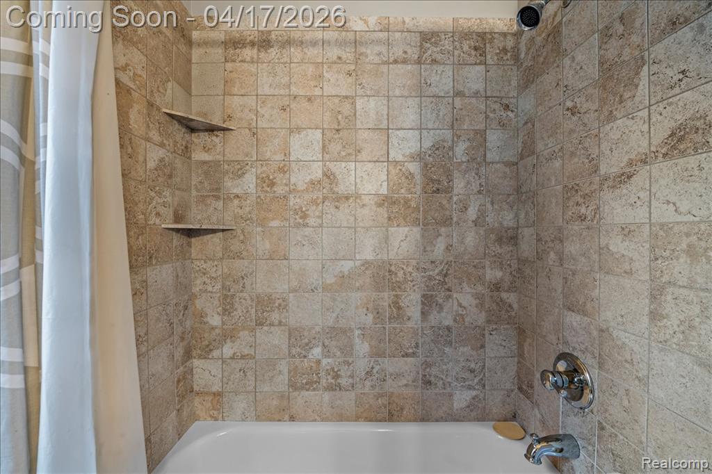 903 Hilldale Drive, Royal Oak, MI 48067 — Photo 25