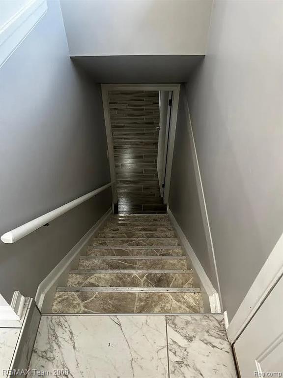 6577 N Lafayette Street, Dearborn Heights, MI 48127 — Photo 11