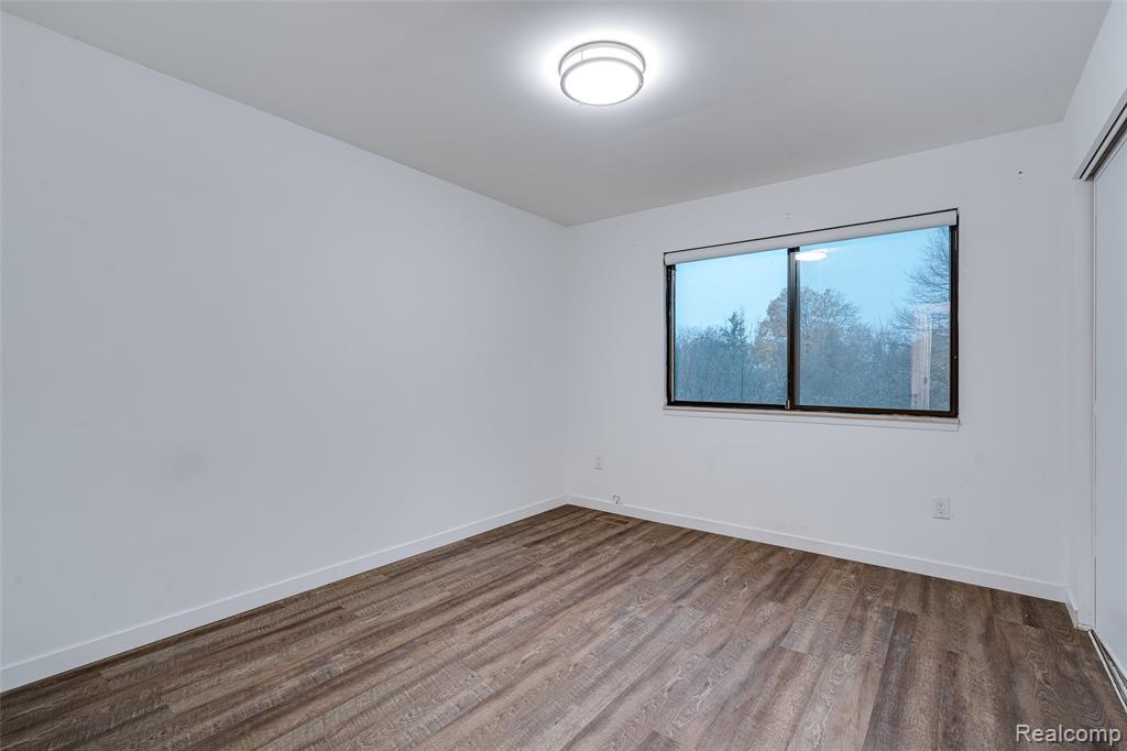 6265 Potomac Circle, West Bloomfield, MI — Photo 25