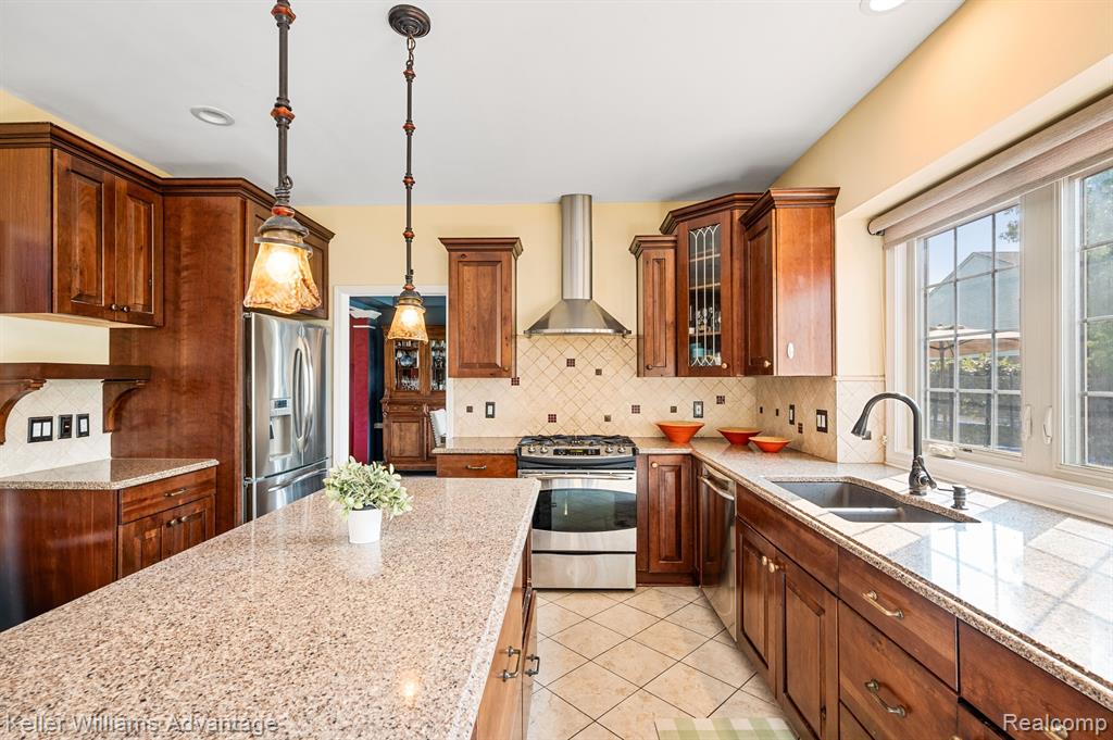 44708 FENWICK Drive, Canton, MI 48188 — Photo 14