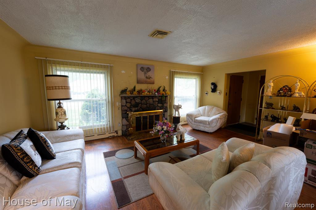 21240 Ridgedale Street, Oak Park, MI 48237 — Photo 6