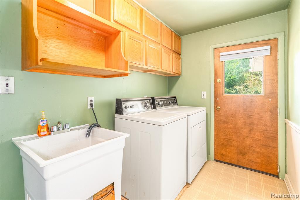 8825 N BECK Road, Plymouth, MI 48170 — Photo 30