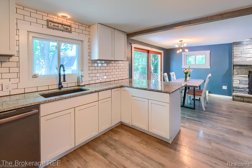 293 Hickory Place Drive, Columbiaville, MI 48421 — Photo 37