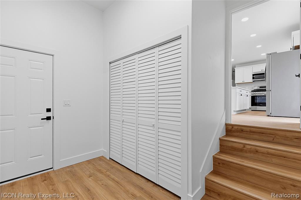 4901 Robert Street, Shelby Twp, MI 48316 — Photo 19