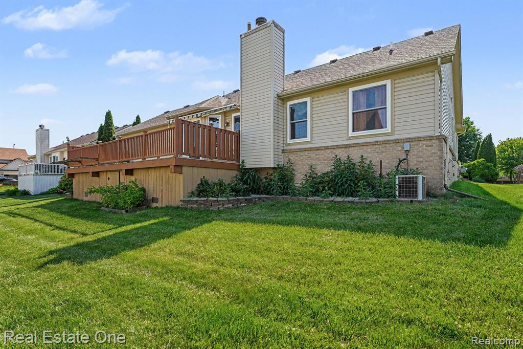 13941 Perry Place Court, Riverview, MI 48193 — Photo 27