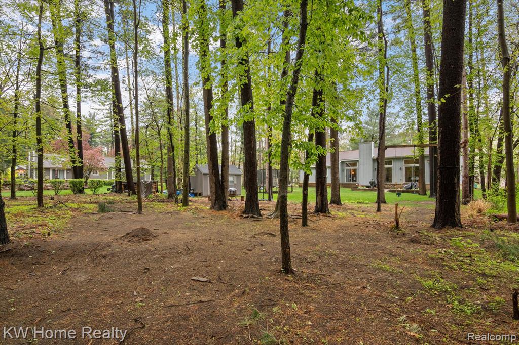 4143 EMERALD PINES Drive, Commerce Twp, MI 48390 — Photo 58