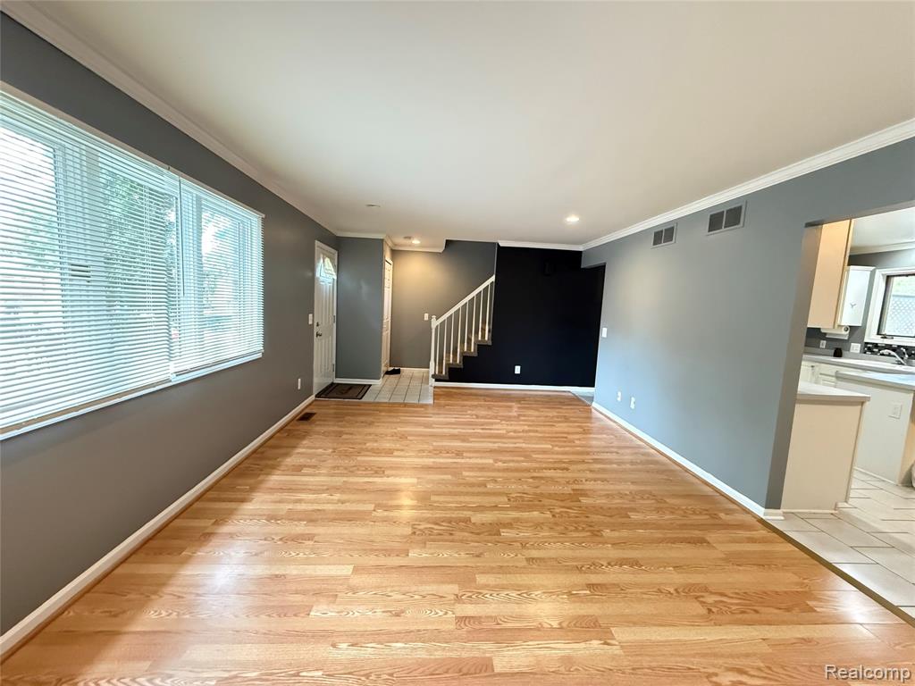 8334 McKinley, Center Line, MI 48015 — Photo 6