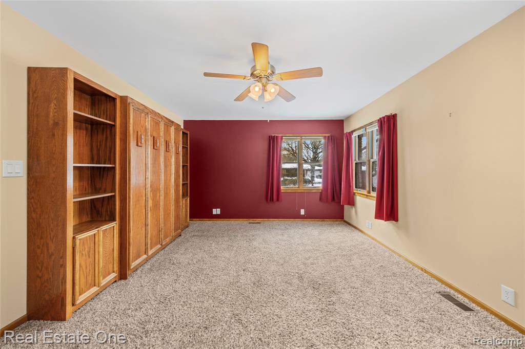 28615 Bloomfield Drive, Lathrup Village, MI 48076 — Photo 27