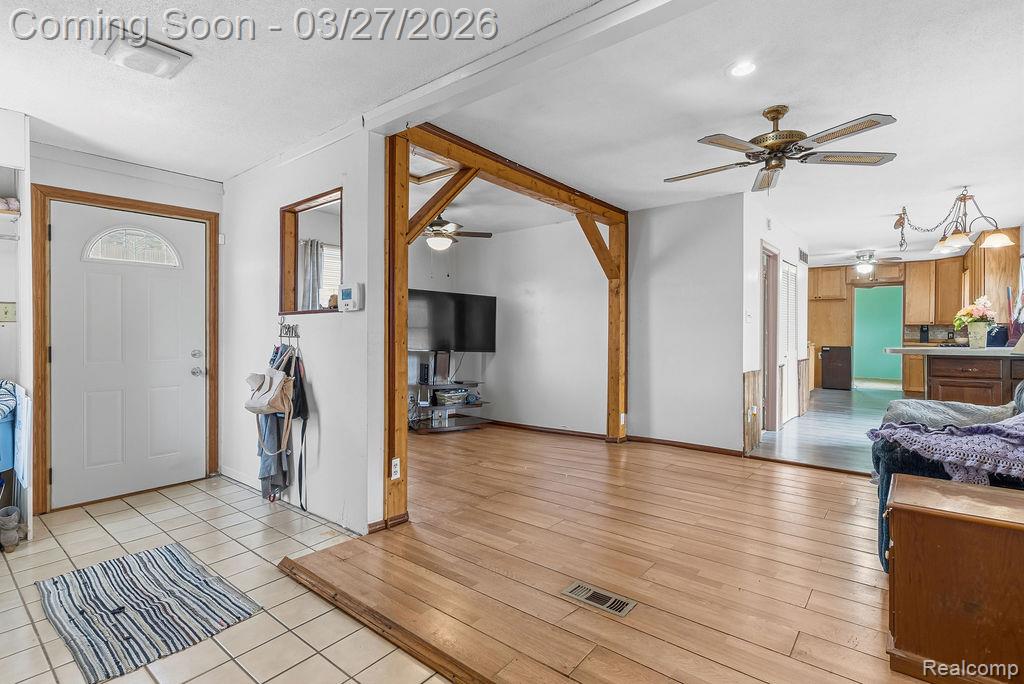 782 Stanley Avenue, Pontiac, MI 48340 — Photo 4