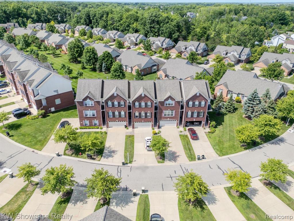 432 CHERRY ORCHARD Road, Canton, MI 48188 — Photo 56