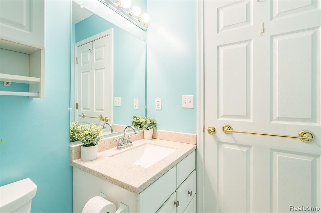 9556 WHEATGRASS Lane, Belleville, MI 48111 — Photo 17