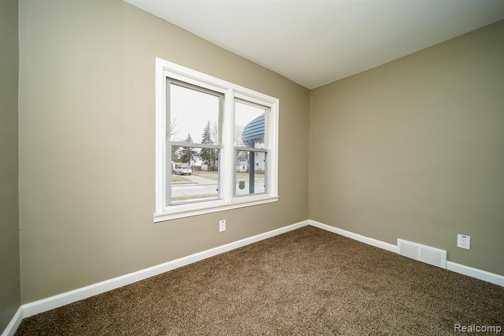 7244 FISHER Avenue, Warren, MI 48091 — Photo 37