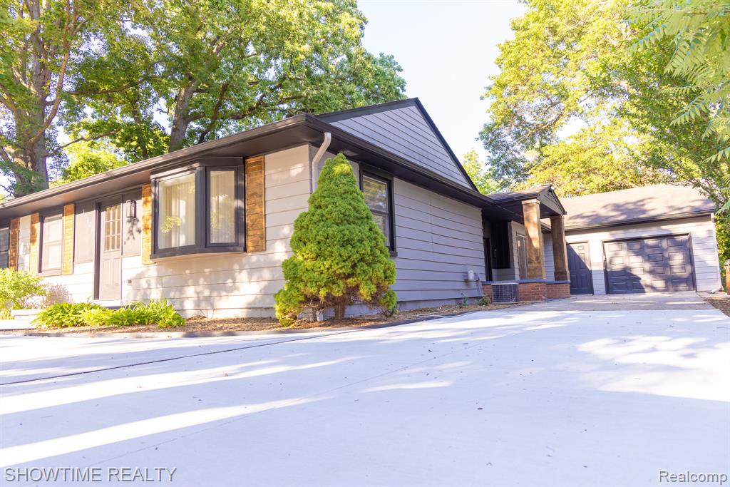 45626 Wakefield Street, Shelby Twp, MI 48317 — Photo 25