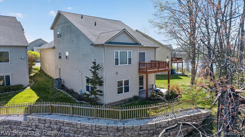 707 Pointe Court, Milford, MI 48381 — Photo 45