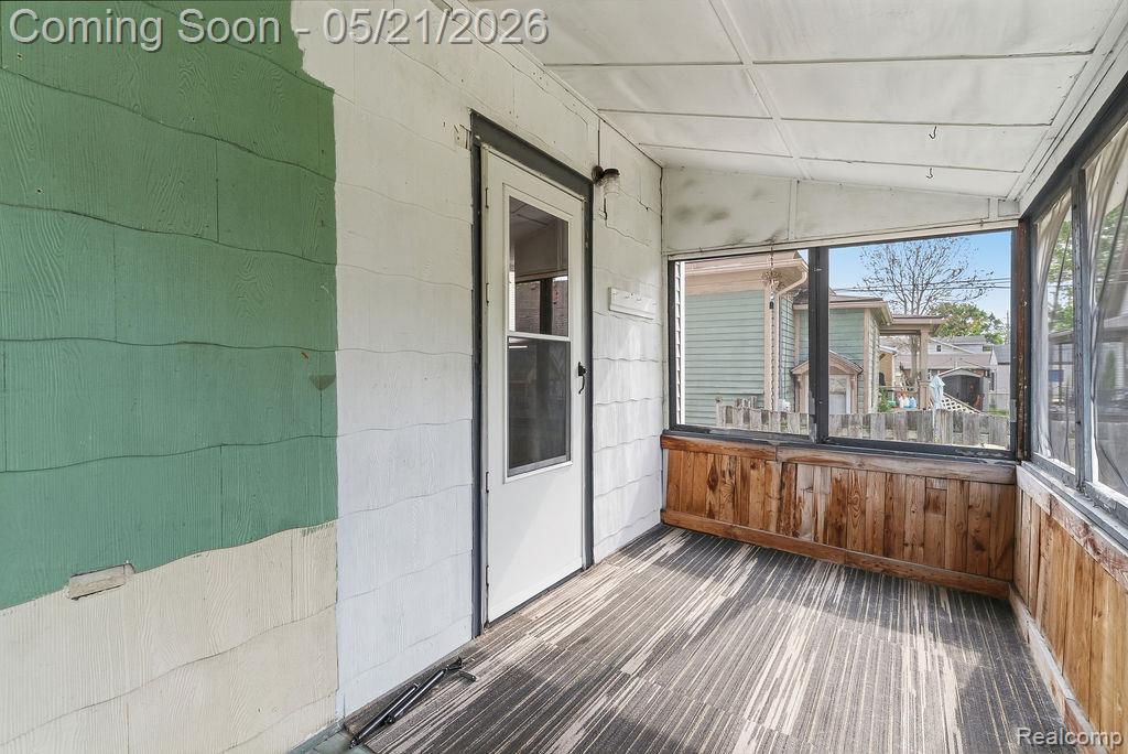 437 Poplar Street, Wyandotte, MI 48192 — Photo 25