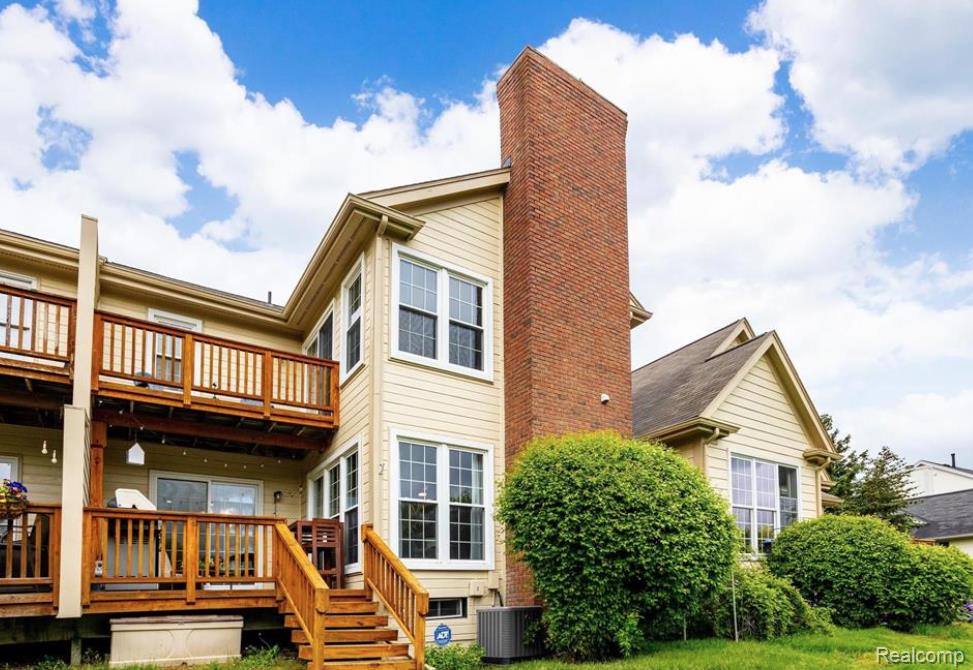 39575 VILLAGE RUN Drive, Northville, MI 48168 — Photo 3