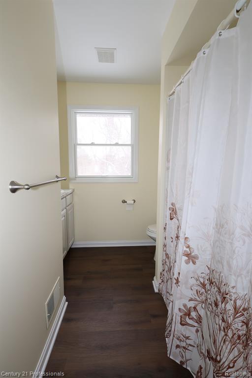 6481 WINANS LAKE Road, Brighton, MI 48116 — Photo 12