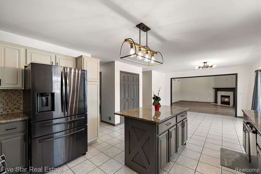 50813 Nagy Court, Macomb, MI, 48044