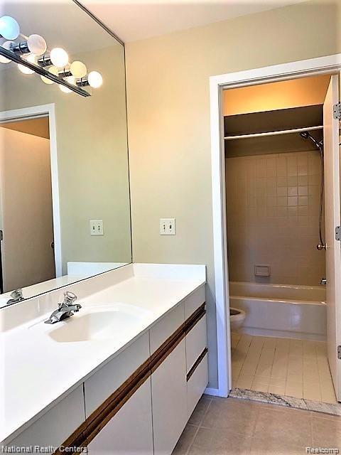 4175 BRECKENRIDGE Drive, West Bloomfield, MI — Photo 12
