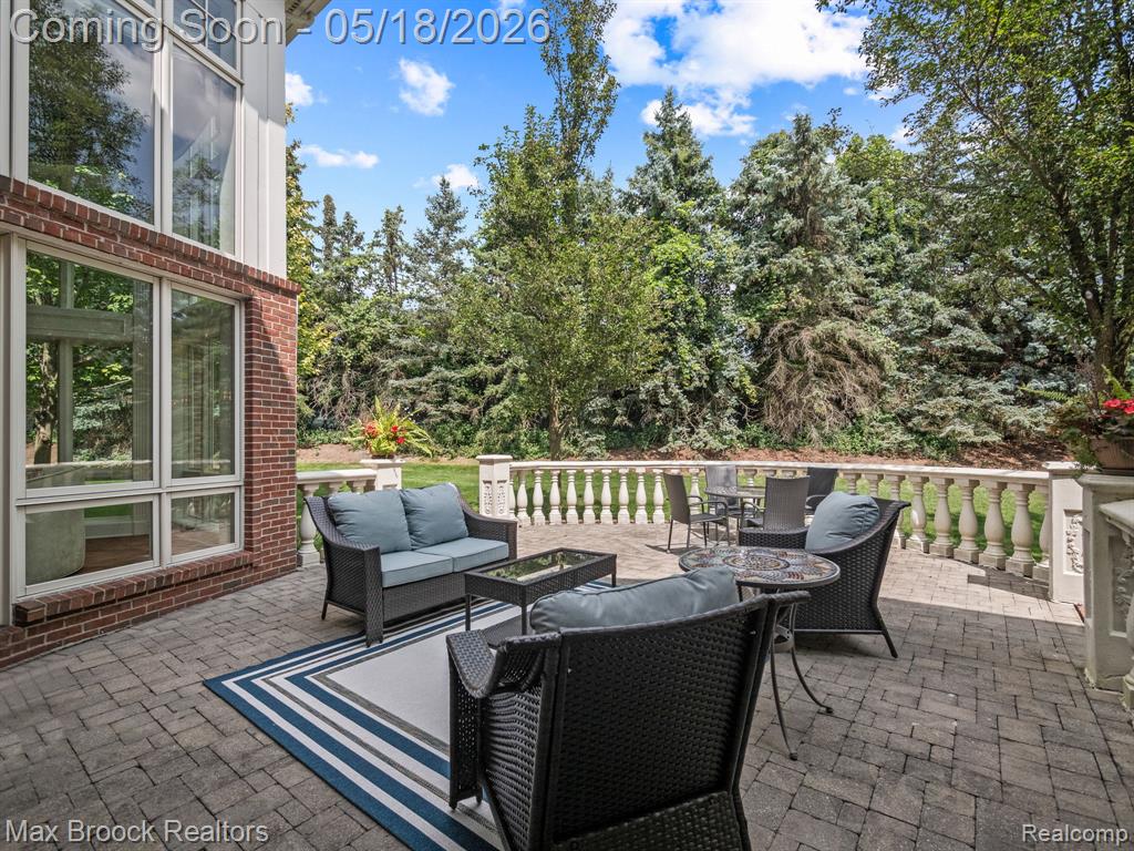 528 Barrington Court, Bloomfield Hills, MI 48304 — Photo 48