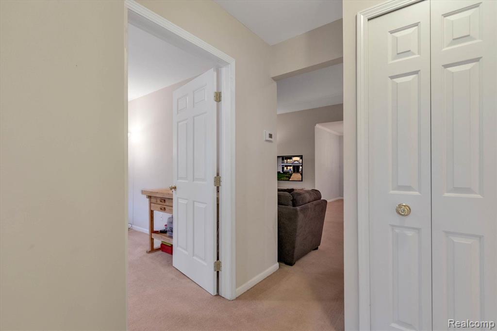 2694 S Knightsbridge Circle, Ann Arbor, MI 48105 — Photo 15