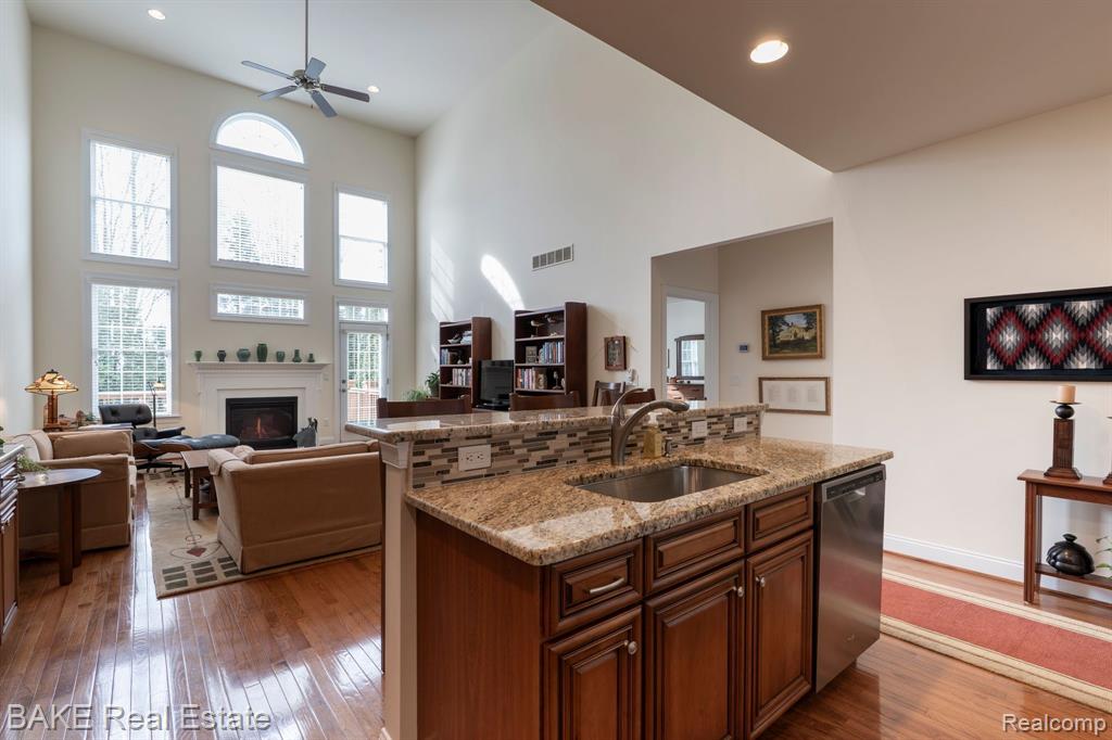 44951 Broadmoor Circle S, Northville, MI 48168 — Photo 19