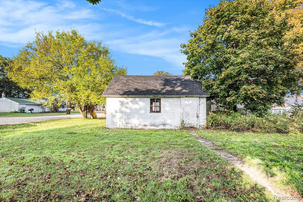 301 N New Street, Ashley, MI 48806 — Photo 4