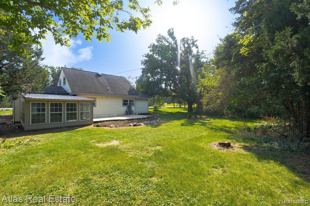 10493 Green Road, Goodrich Vlg, MI — Photo 8