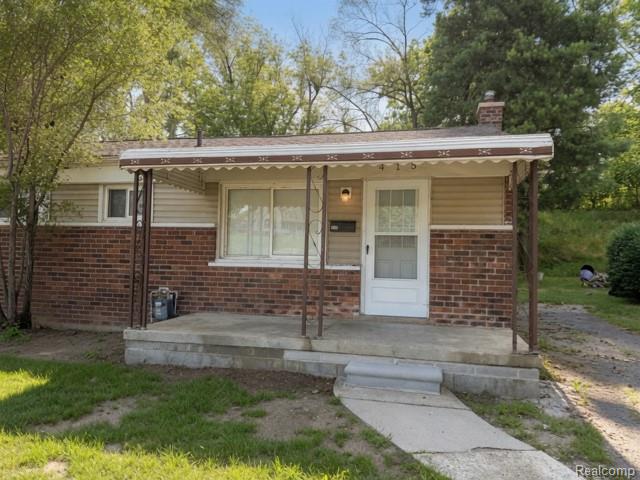 415 Martin Luther King Jr Boulevard N, Pontiac, MI 48342 — front exterior