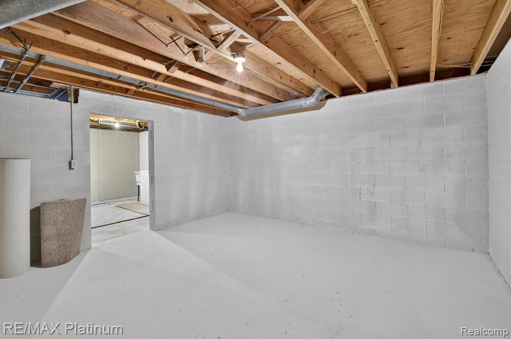 32 Haverhill Court, Ann Arbor, MI 48105 — Photo 37