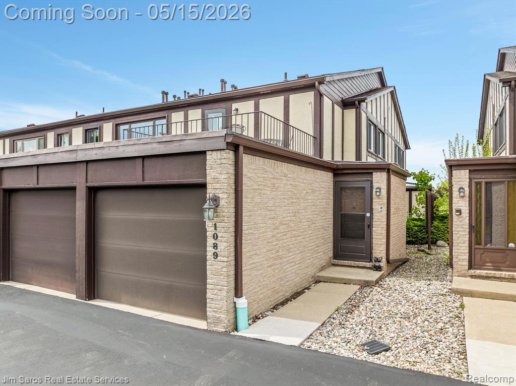 1089 COUNTRY CLUB Drive, Saint Clair Shores, MI 48082 — Photo 3
